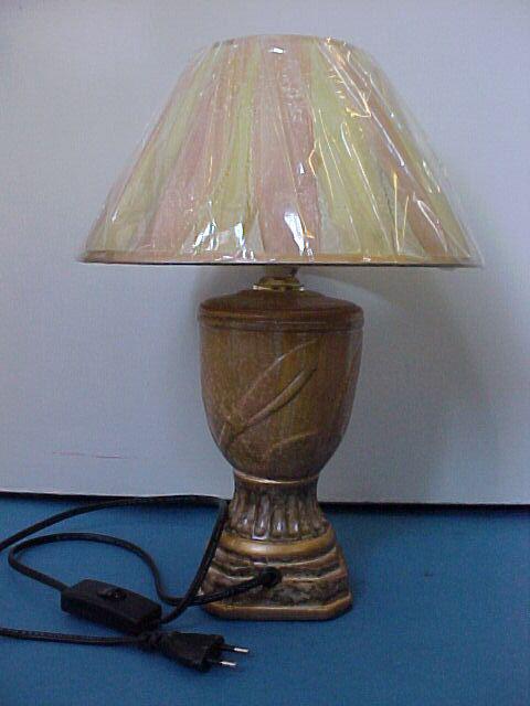 Ceramic table lamp