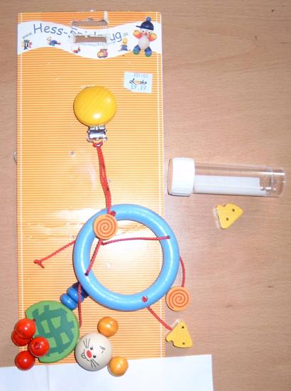 Wooden toy – clip on wooden toy