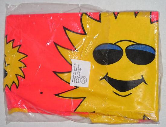 Inflatable swim ring in the shape of a sun