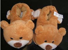 Slippers in the shape of a light-brown teddy bear - sizes 35 to 39