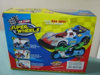 Compressed air toys - “Super Wheels Air Pump” compressed air powered car