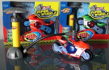 Compressed air toys - “Super Wheels Air Pump” compressed air powered car