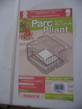 Wooden folding playpen