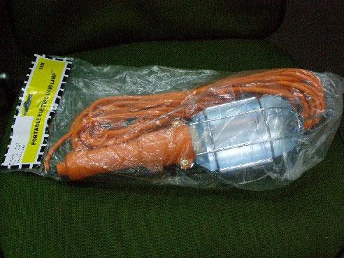 Portable lamps – 1. with a metal grille and a 10-metre extension cable, 2. with a metal grille and a 5-metre extension cable