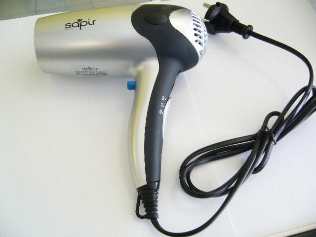 Hair dryer