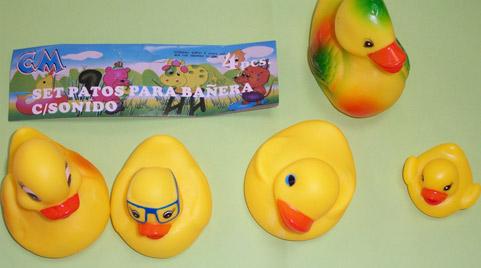 Set of squeezable toys "patos para banera c/sonido"