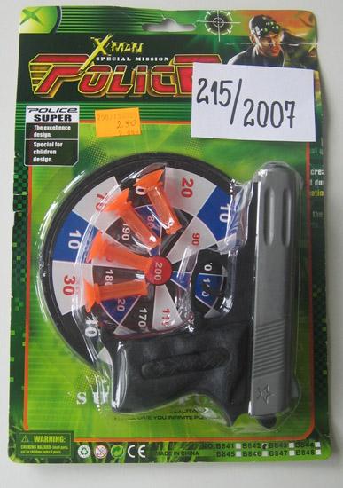 Toy gun with darts