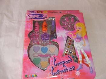 Cosmetic sets for children