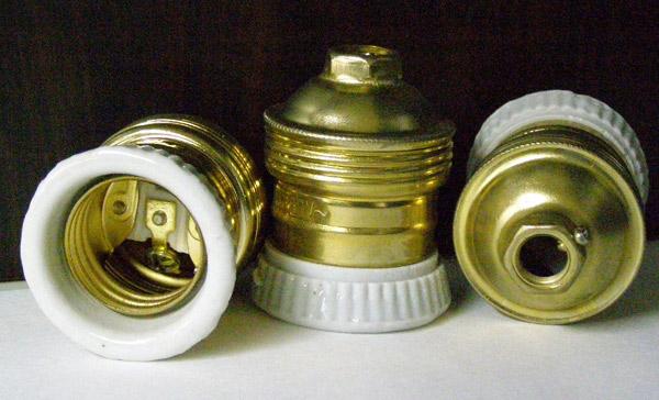 Lamp holder