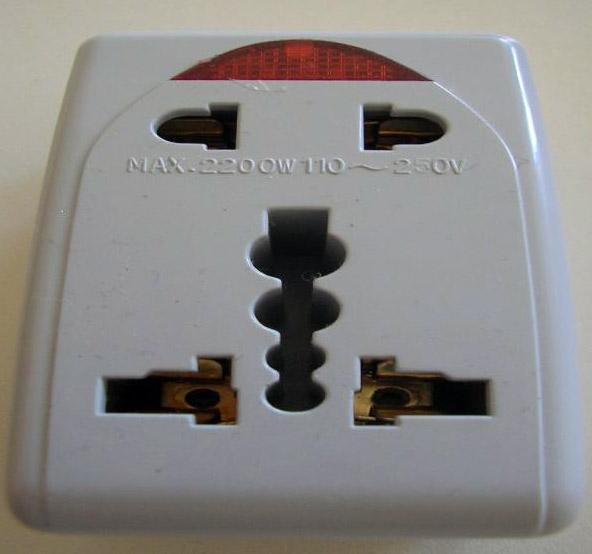 Travel adaptor - Universal Reise-Adapter
