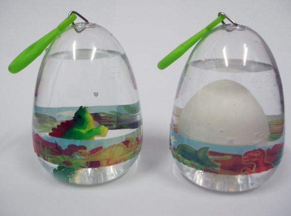 Growing pet (egg and dinosaur)