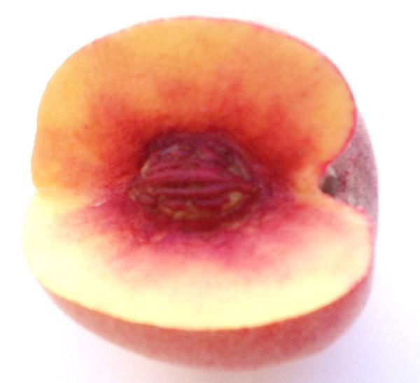 Decorative articles (apple halves and peach)