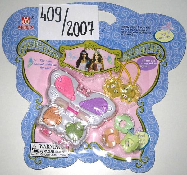 Set of cosmetics for doll
