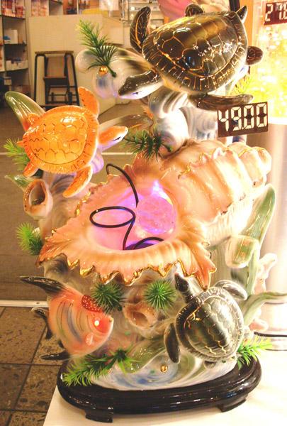 Decorative lamps in the shape of turtles