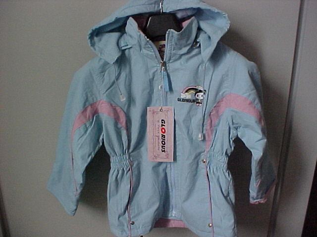 Child´s coat with hood