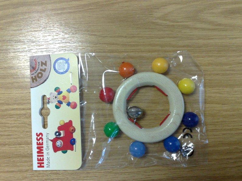 Wooden rattle - Touch Ring Rainbow