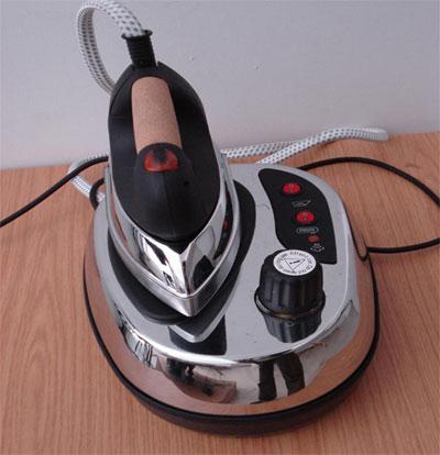 Steam iron