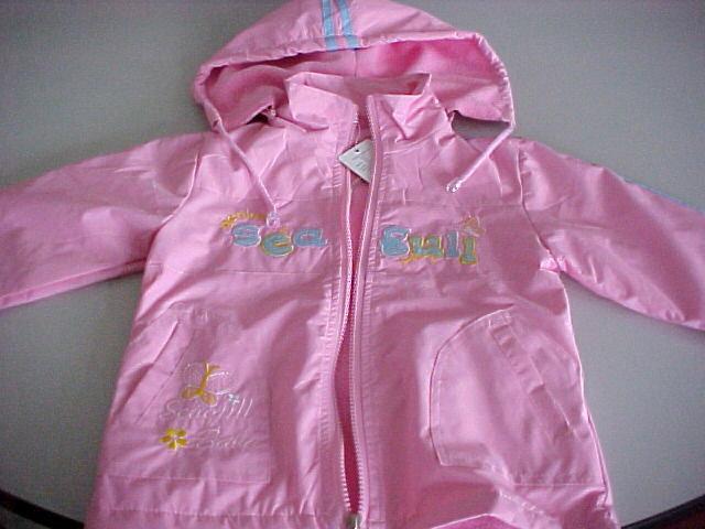 Girl's jacket with hood
