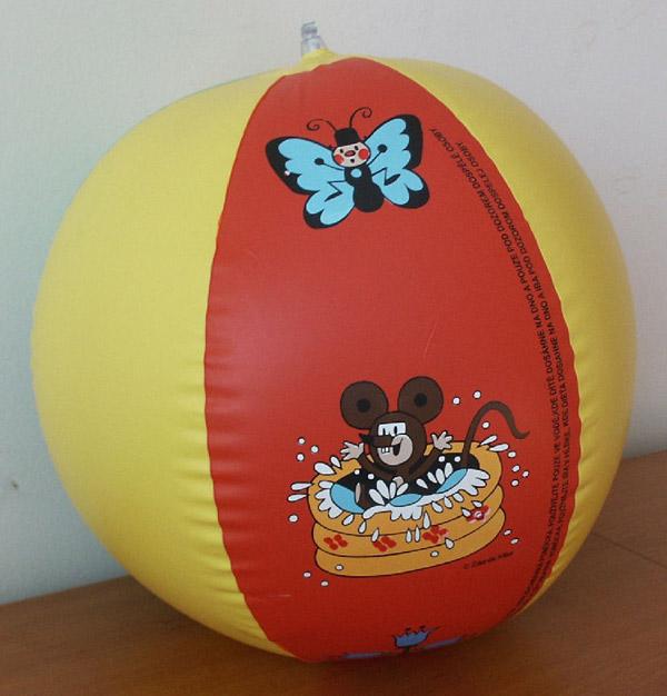 Inflatable ball