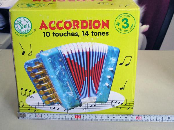 Musical toy accordion