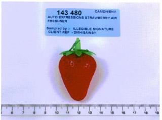 Car air freshener - strawberry