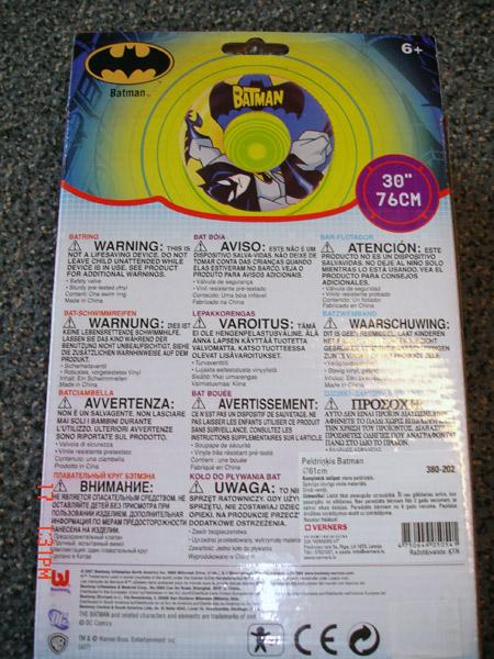 Inflatable swim ring