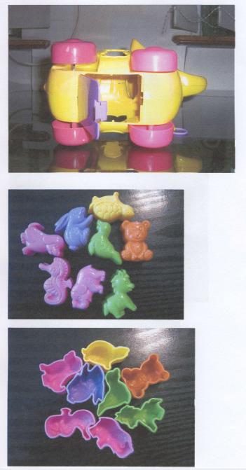 Pull along toy – "PUZZLE INTEREST - The elephant with puzzle blocks"