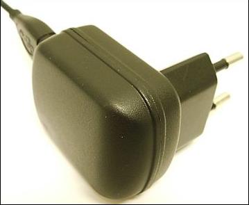AC adaptor for wireless handset of mobile telephone
