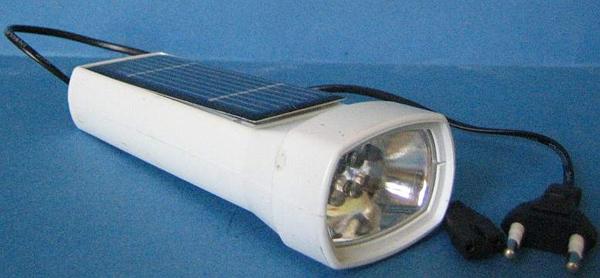Rechargeable flashlight - Solar power flashlight