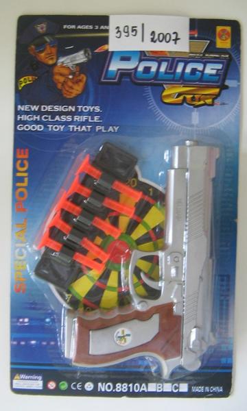Toy police gun with darts