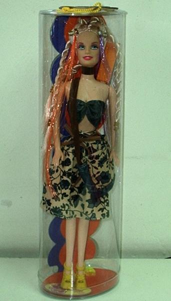 Doll (Zabawka – Lalka)