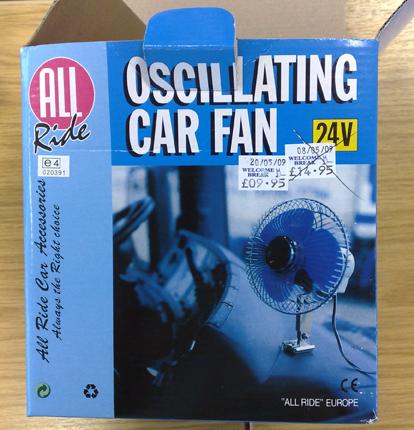 Oscillating car fan
