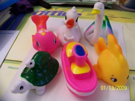 Set of squeaky toys β Safety toys