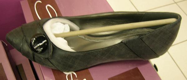 Ladies' court shoes