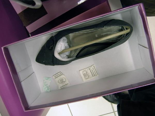 Ladies' court shoes
