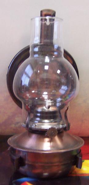 Oil lamp - Classic kerosene lamp