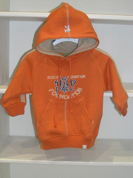 Children's tops with hoods