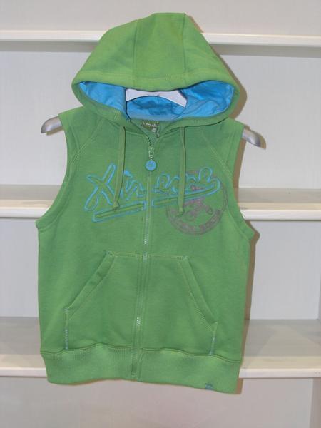 Children's tops with hoods