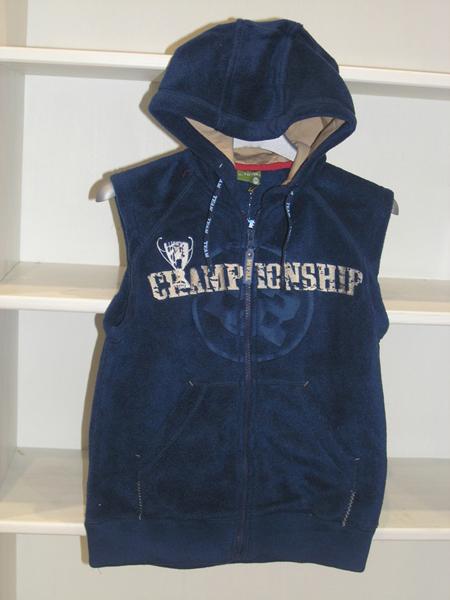 Children's tops with hoods