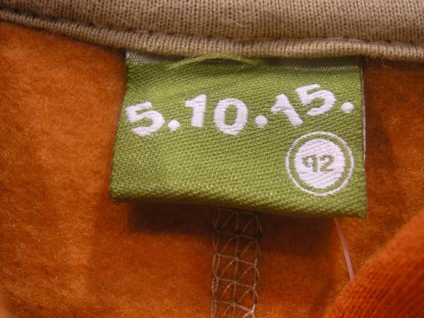 Children's tops with hoods