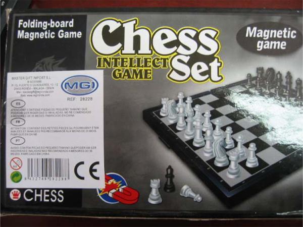 Magnetic toy - Chess set Intellect Game