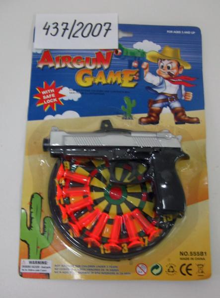 Toy gun with darts - Airgun Game