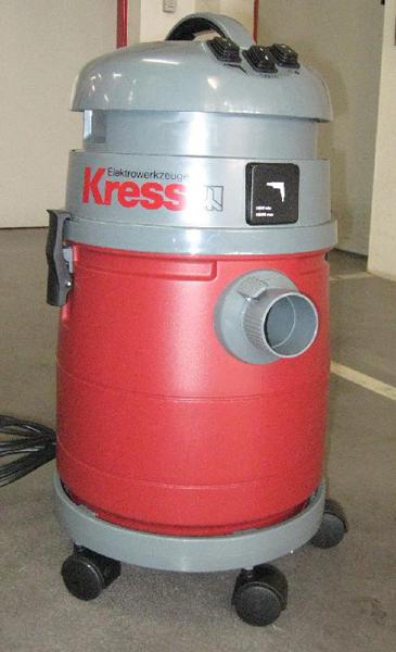 Vacuum cleaner