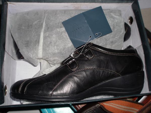 Ladies’ shoes