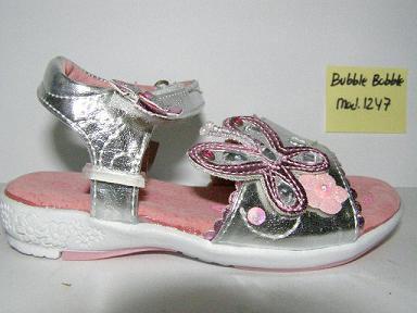 Girls' sandals