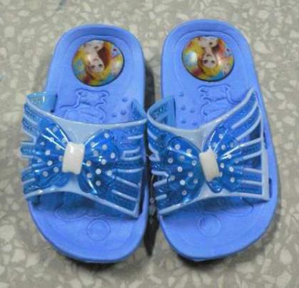 Children's rubber sandals