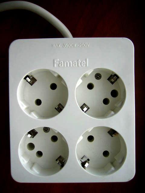 Cord extension set - Four-socket power strip with TTL and extension cable