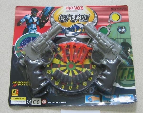 Toy set of guns with darts – Gun shooting