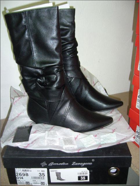 Ladies' boots