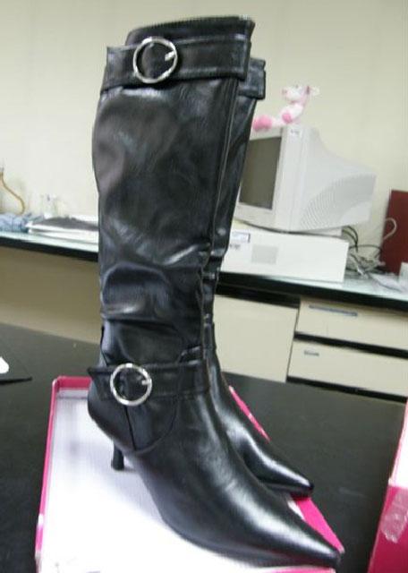 Ladies' boots